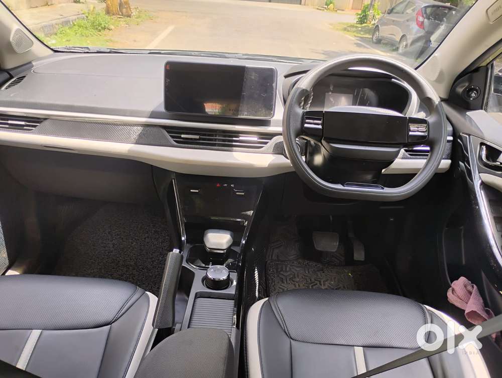 Tata Nexon Creative Plus S 1.2 Revotron Petrol 6 Amt, 2025, Petrol