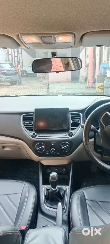 Hyundai Verna 1.5 Sx (o) Turbo Petrol Mt Dual Tone, 2023, Petrol