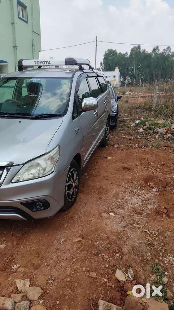 Toyota Innova 2015 Diesel 380000 Km Driven