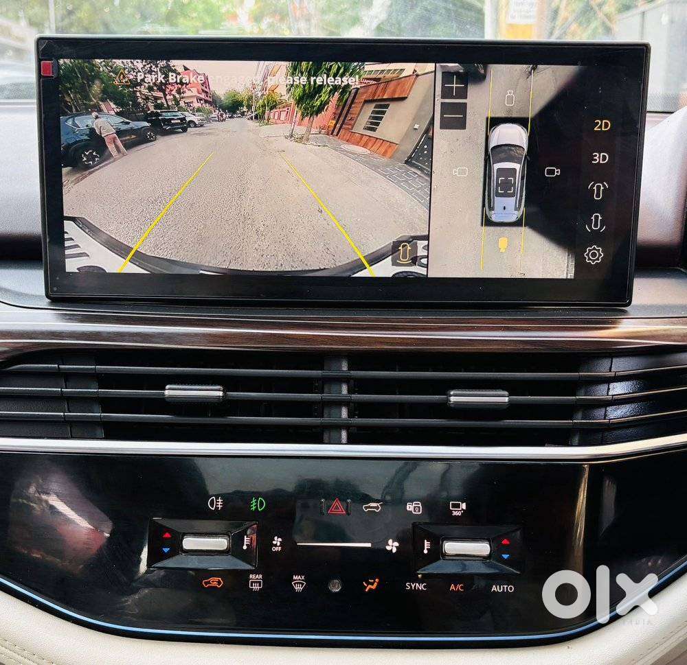 Tata Safari Accomplished Dark Edition At, 2024