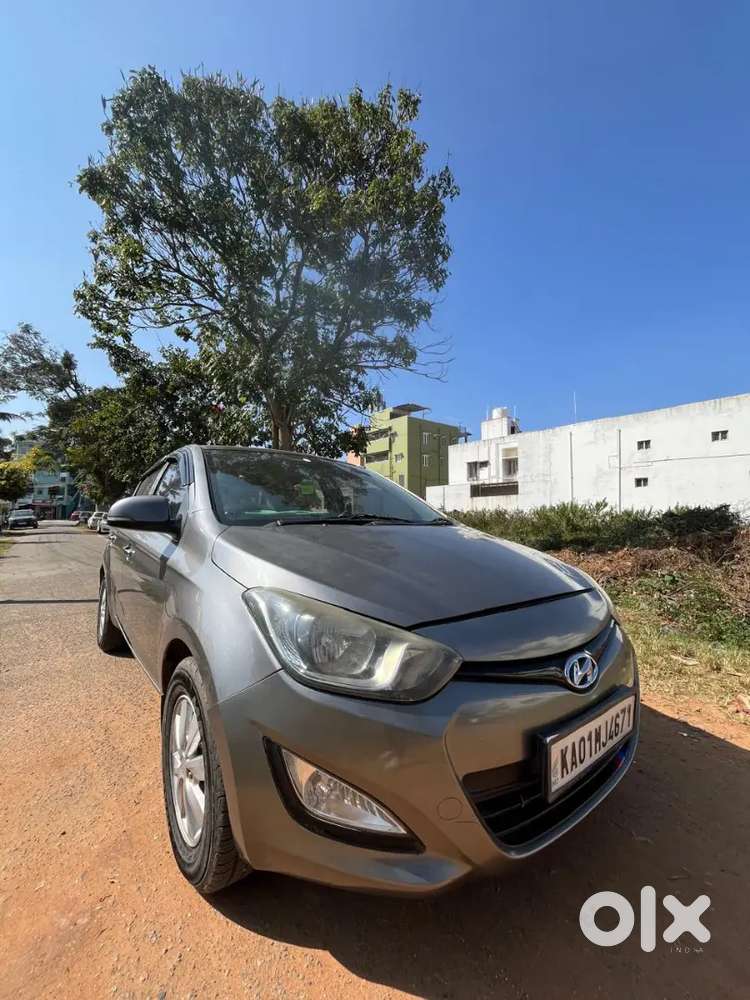 Hyundai New i20 2012 Diesel 80000 Km Driven