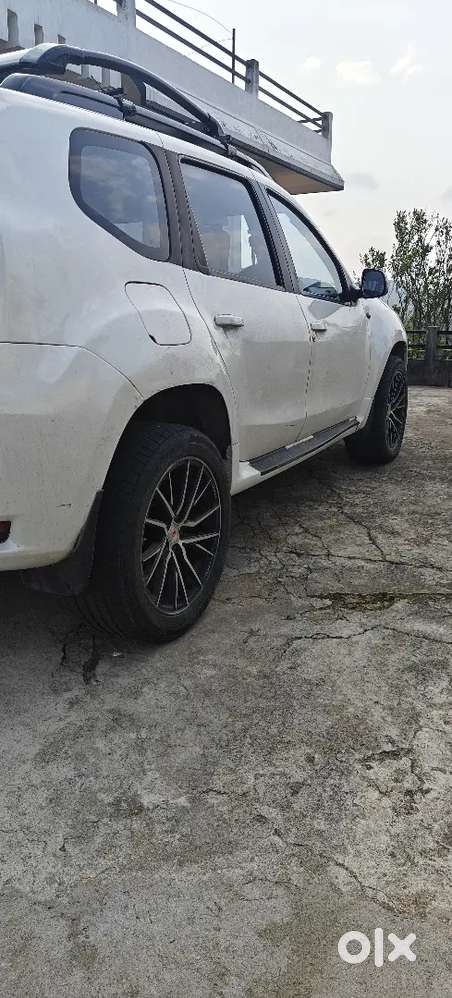 Nissan Terrano 2015