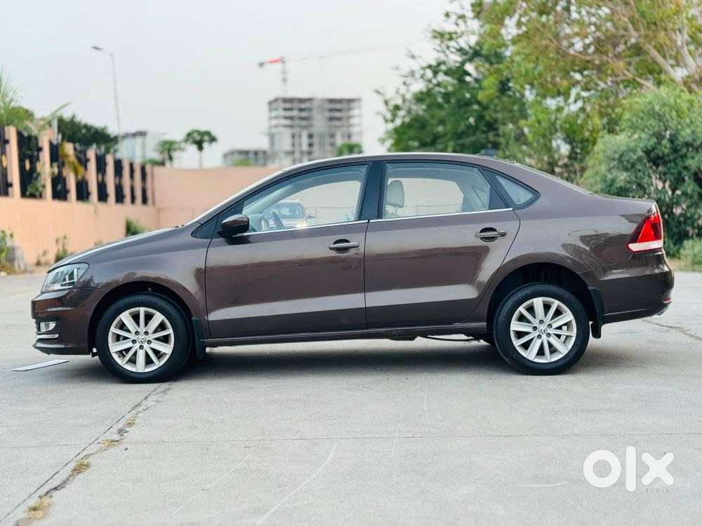 Volkswagen Vento 1.2 Tsi Highline At, 2016, Petrol