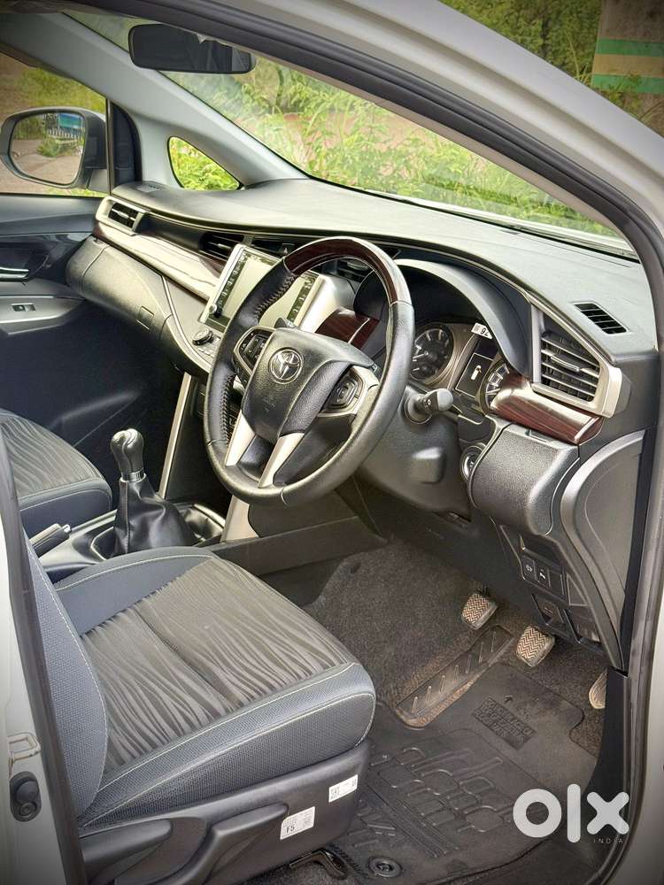 Toyota Innova Crysta 2.4 V 7 Str, 2024, Diesel
