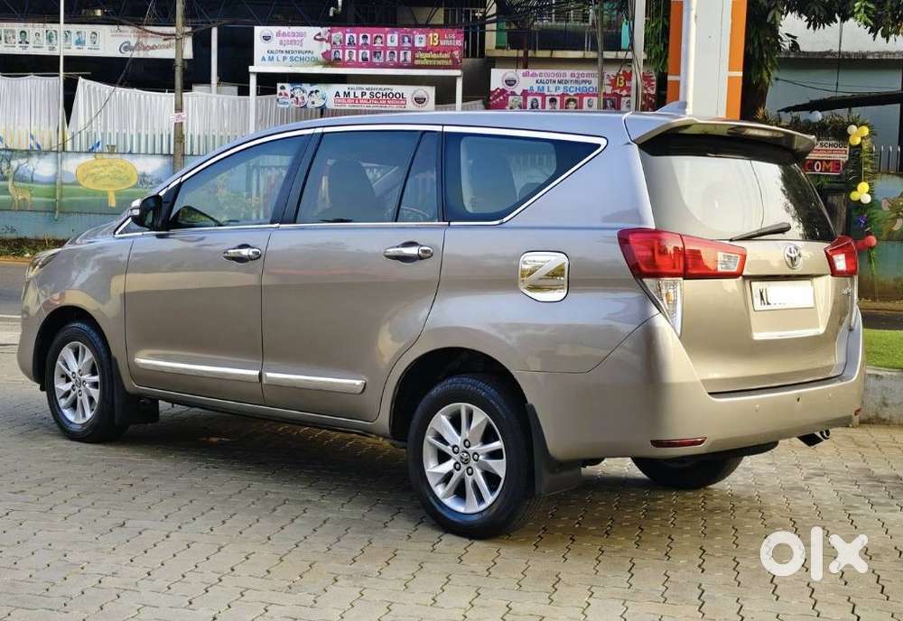 Toyota Innova Crysta 2.8 Gx At, 2016, Diesel