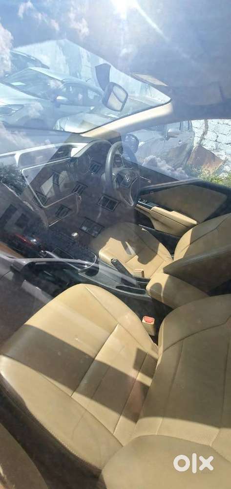 Honda City I-vtec V, 2018, Petrol