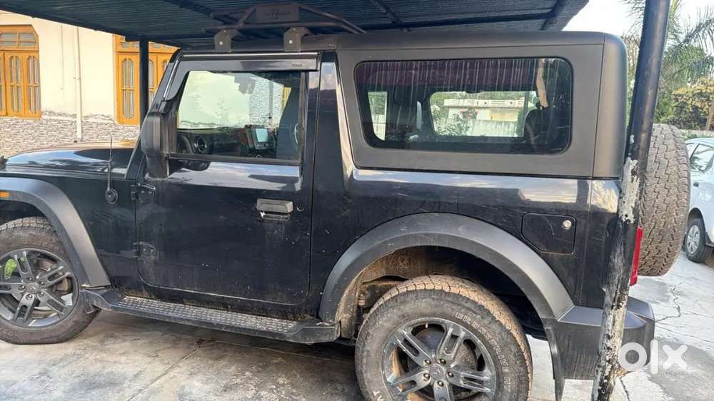 Thar Rwd Black Colour