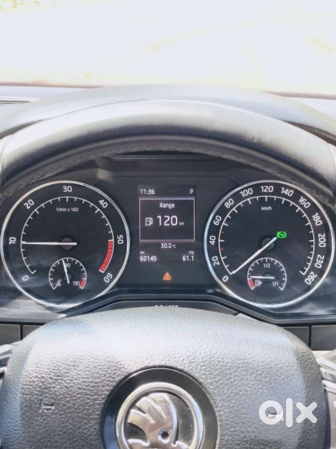 Skoda Superb Corporate 1.8 Tsi Mt, 2016, Diesel