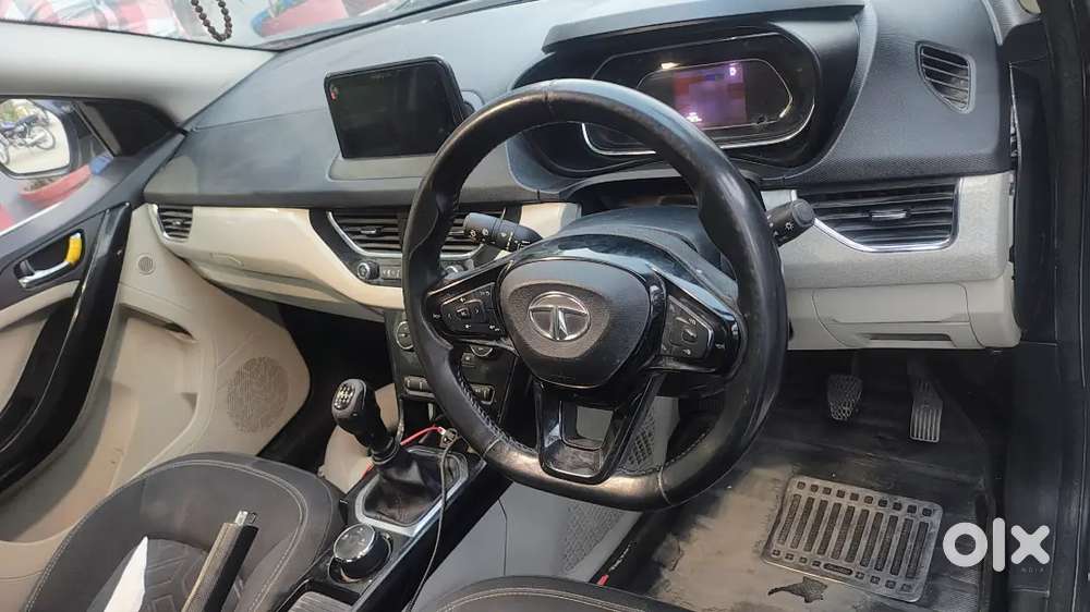 Tata Nexon 2021 Top Model With Sunroof