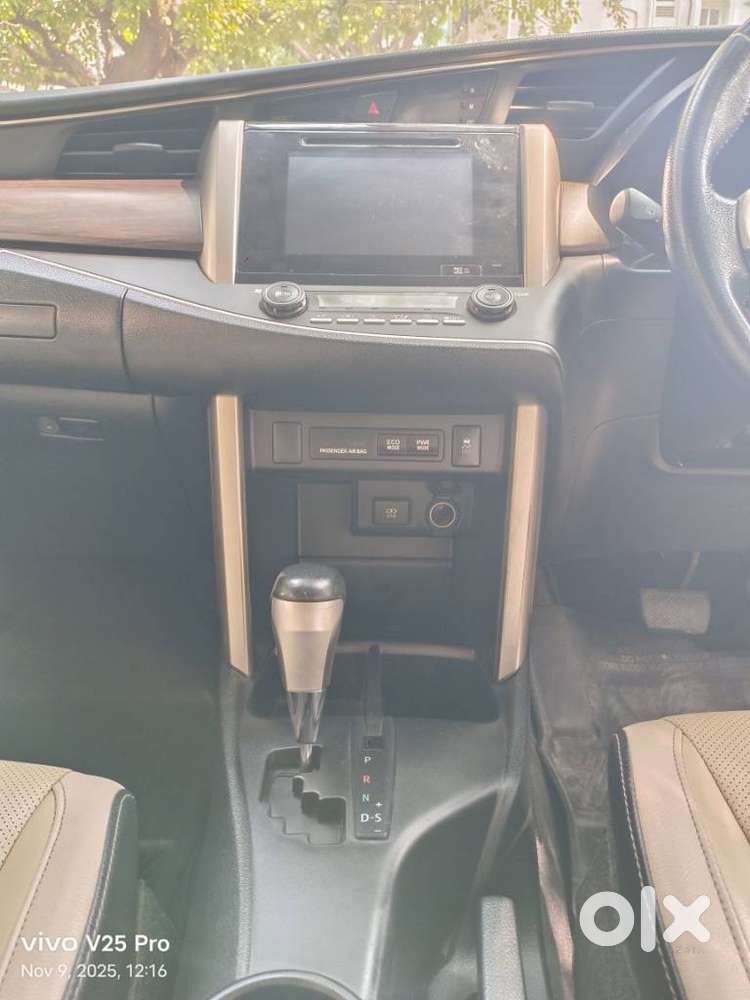 Toyota Innova Crysta 2.8z Automatic, 2019, Diesel