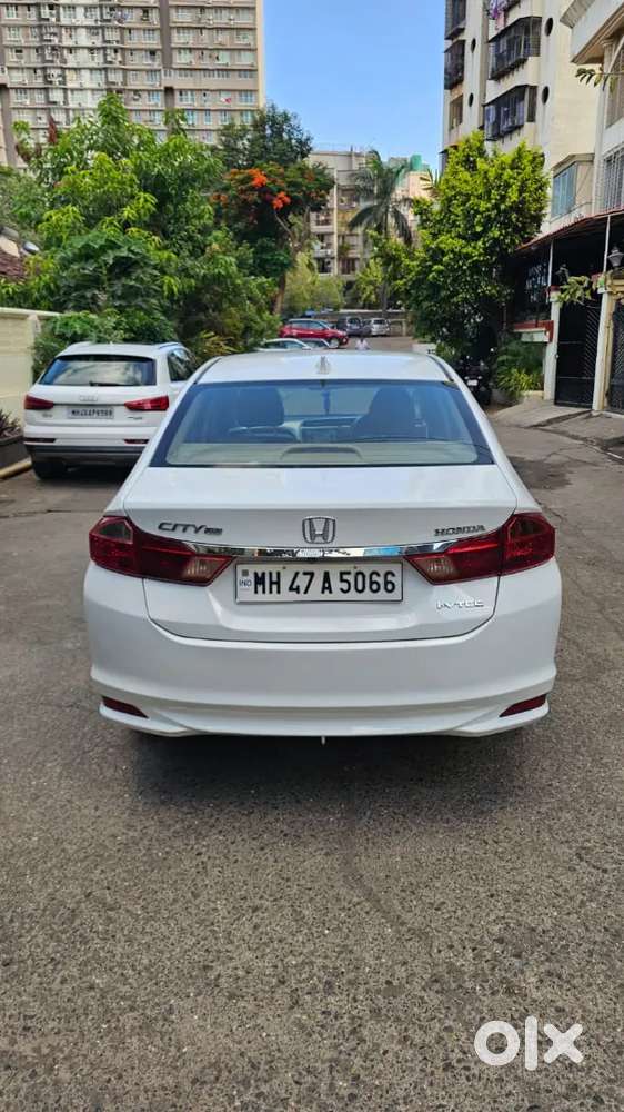 Honda City Petrol 2015 Variant