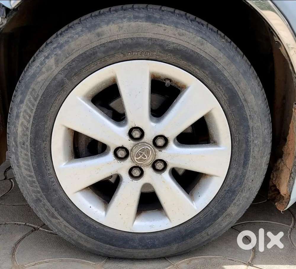 Toyota Corolla Altis 2011 Petrol