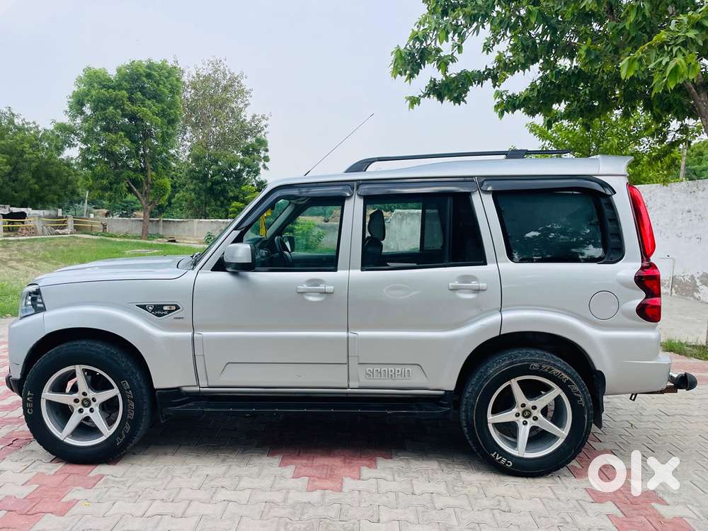 Mahindra Scorpio Classic 2017