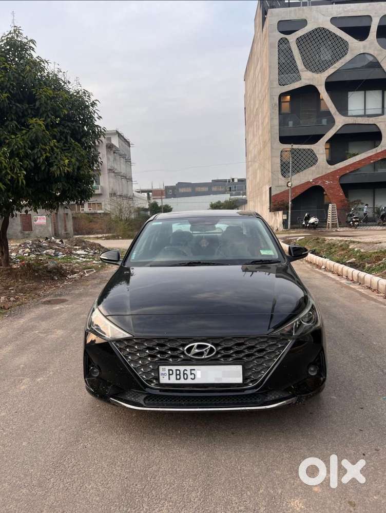 Hyundai Fluidic Verna 1.6 Crdi Sx Automatic, 2023, Diesel