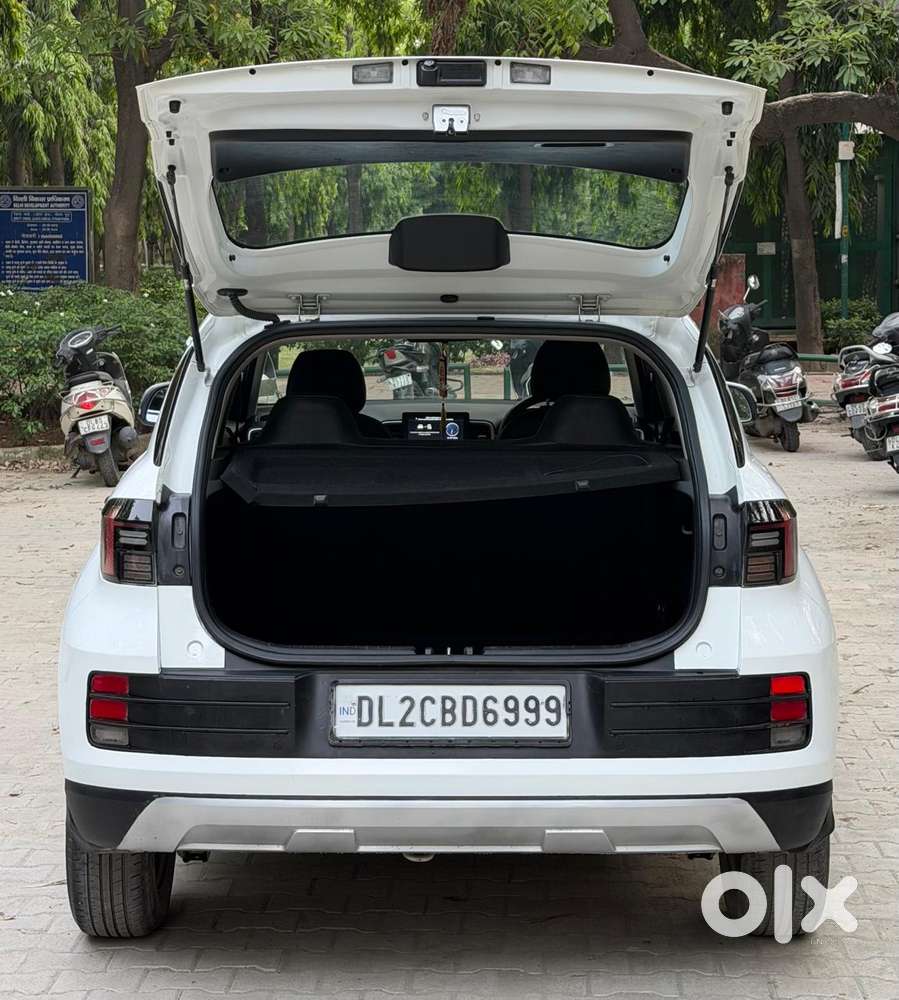 Hyundai Venue 1.2 S (o), 2022, Petrol