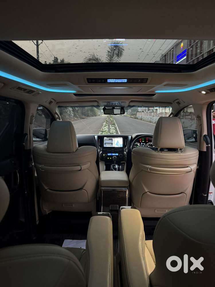 Toyota Vellfire Vip – Executive Lounge, 2020, Petrol