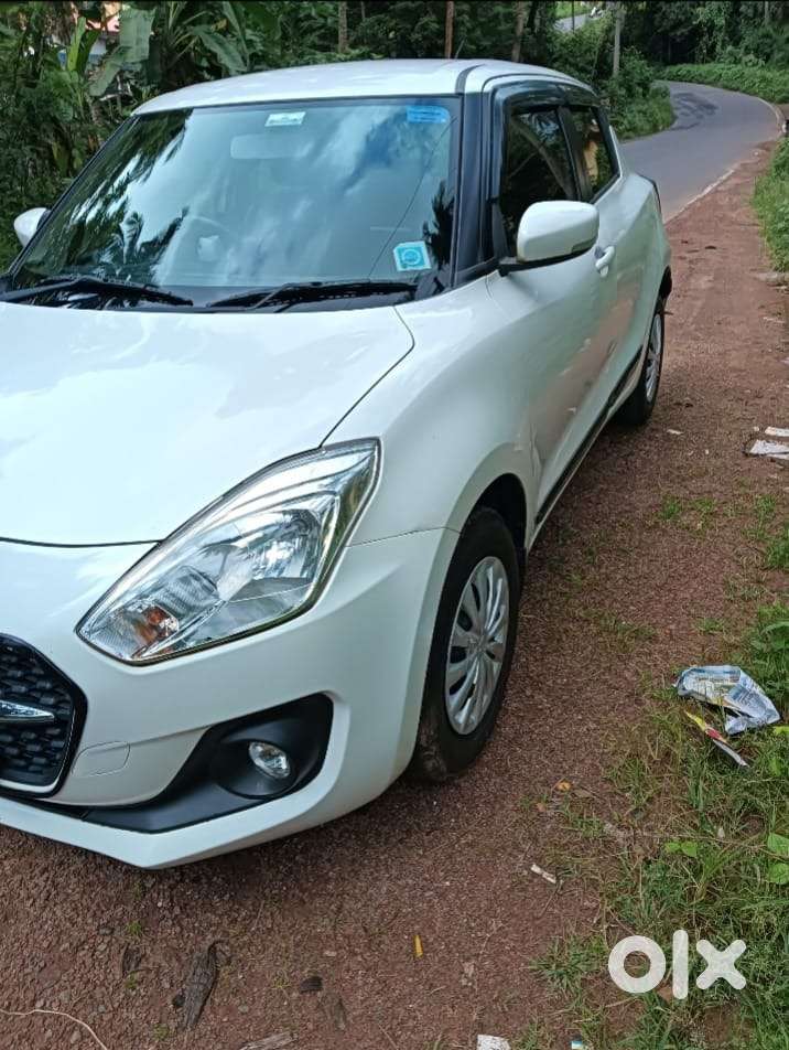 Maruti Suzuki Swift Petrol 2023