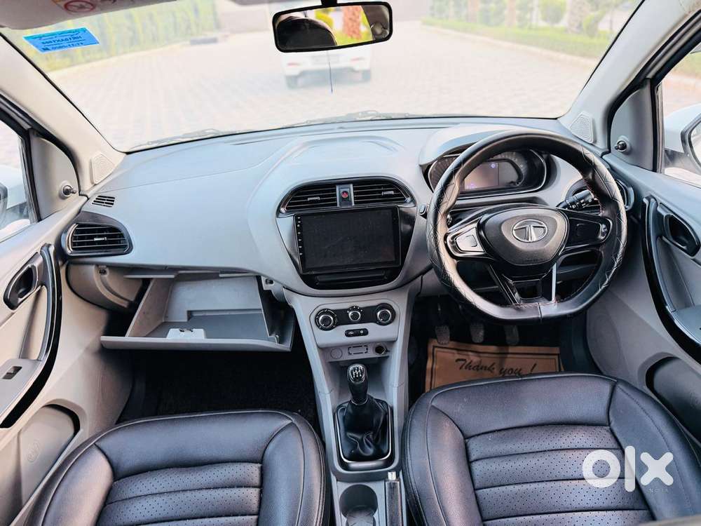 Tata Tigor Xe, 2020, Petrol