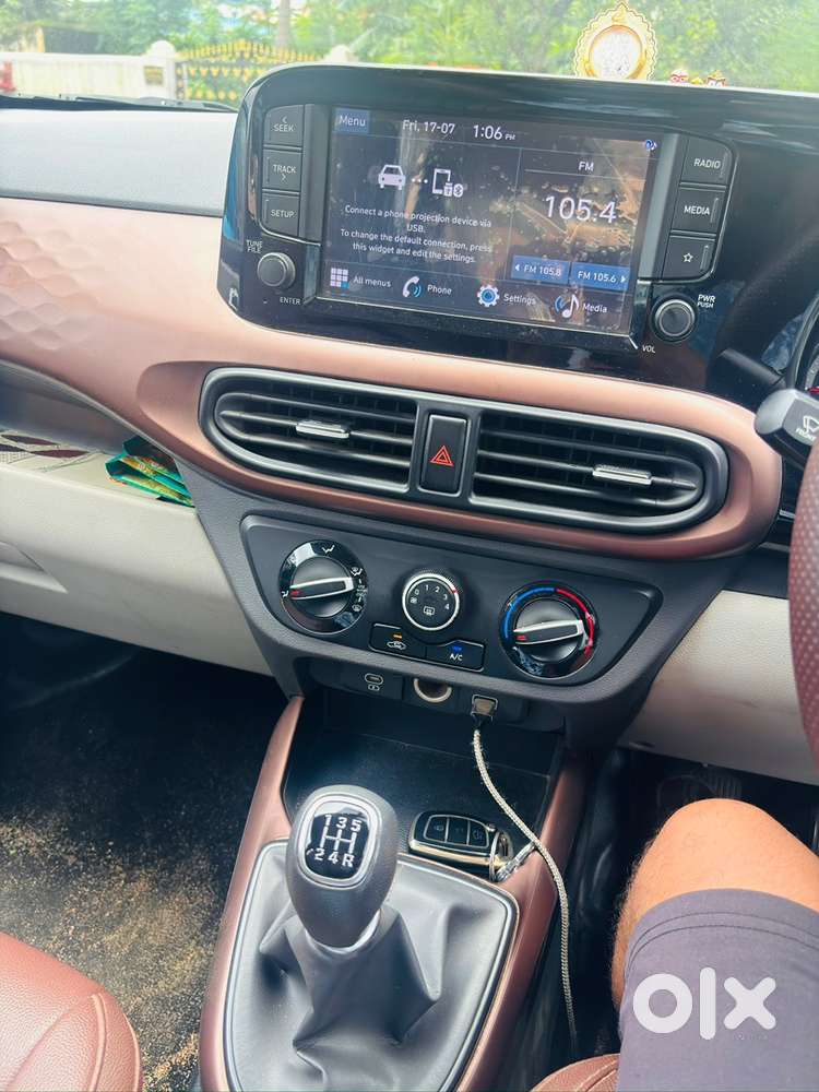 2023 Hyundai Aura Sx Cng Manual