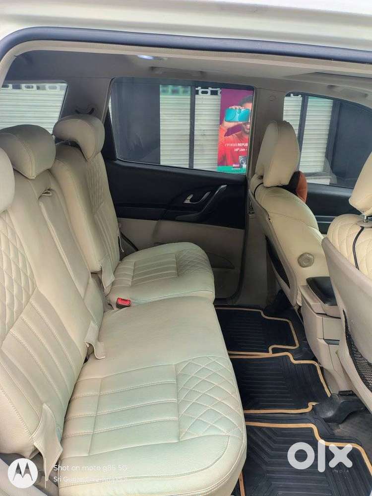 Mahindra Xuv500 W9, 2017, Diesel