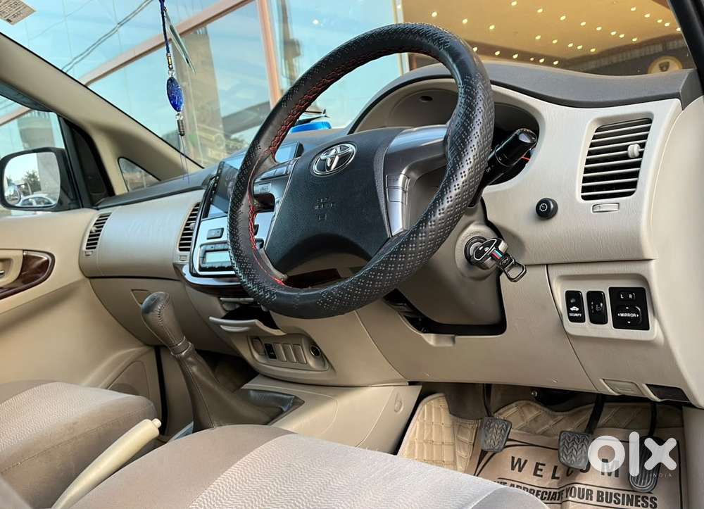 Toyota Innova 2.5 V 8 Str, 2014, Diesel