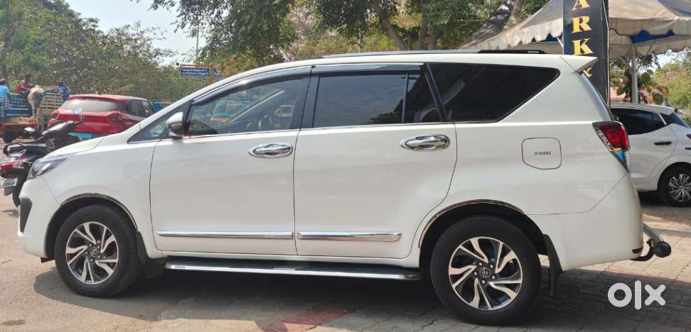Toyota Innova Crysta 2.4 V 8 Str, 2021, Diesel
