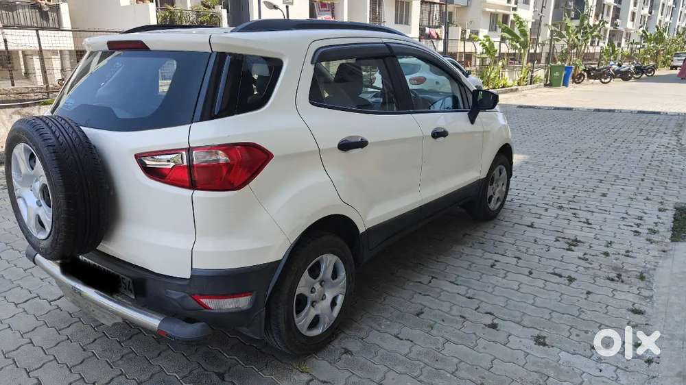 Ford Ecosport 2015 Petrol 33000 Km Driven