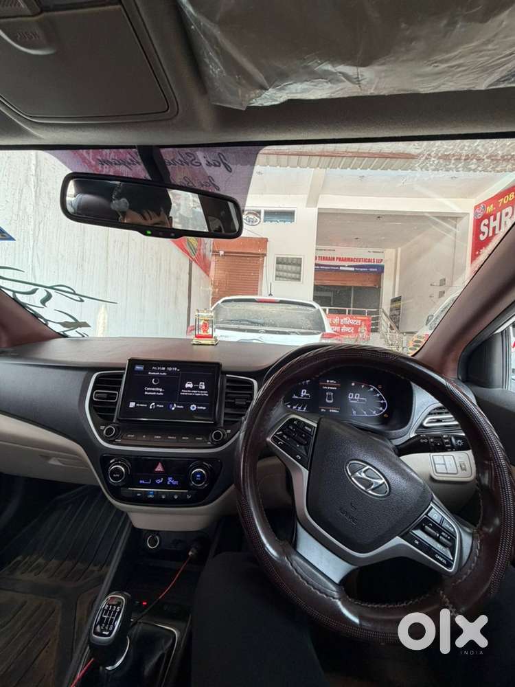 Hyundai Verna Petrol 2022