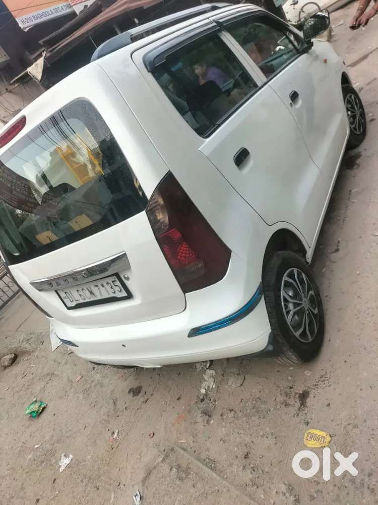 Parking Issue H Isliye Sell Kra Hu Baki Gadi Me Koi Dikkat Nhi H