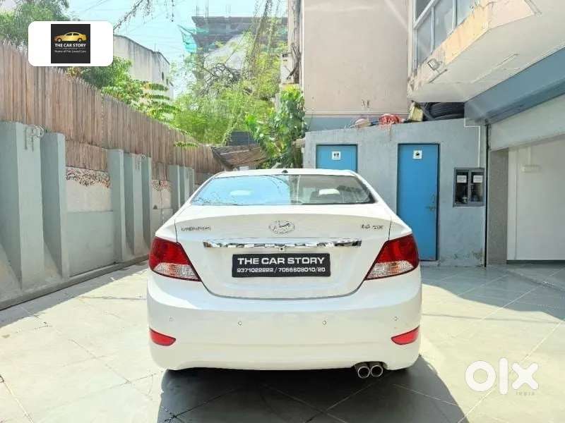 Hyundai Verna Fluidic 1.6 Vtvt Sx, 2015, Petrol
