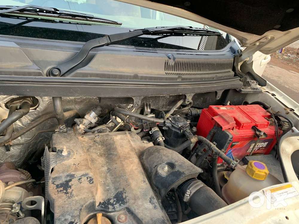 Mahindra Tuv 300 2015 Diesel - T8 Model Very Good Condition