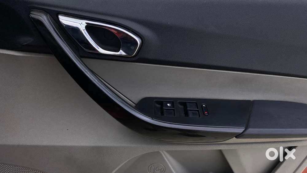 Tata Tiago 1.2 Revotron Xz Plus, 2019, Petrol