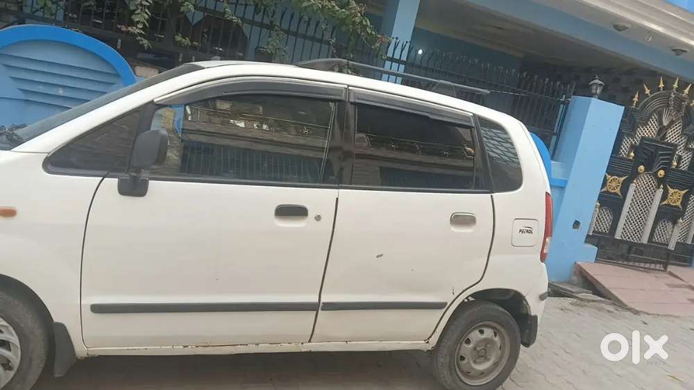 Engine Condition Badhiya Hain .. Battery New Hain Warranty Me ..acsahi