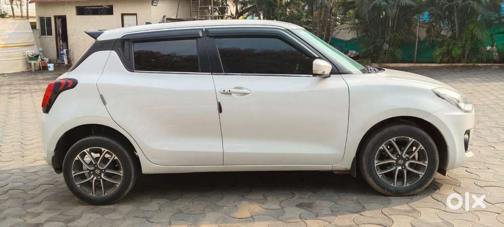 Maruti Suzuki Swift 1.3 Zxi, 2022, Petrol