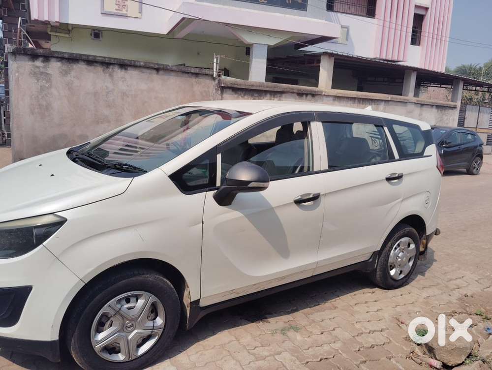 Mahindra Marazzo 2018 Diesel Well Maintained