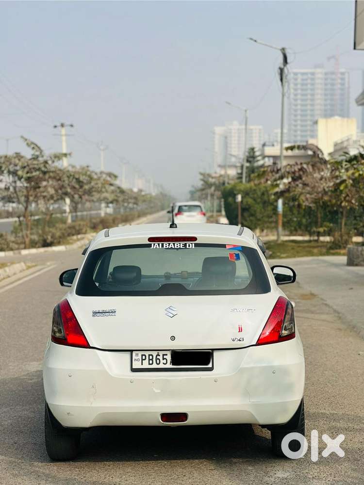 Maruti Suzuki Swift 1.2 Vxi (o), 2017, Petrol
