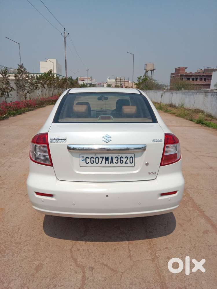 Maruti Suzuki Sx4 Vxi Bsiv, 2010, Petrol