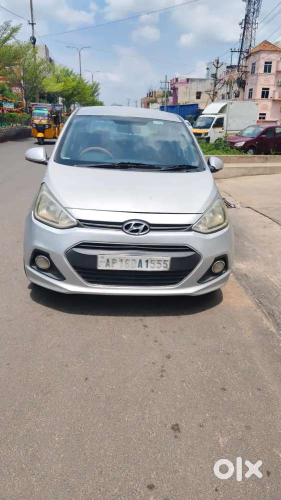 Hyundai Xcent 2015 Diesel 200000 Km Driven