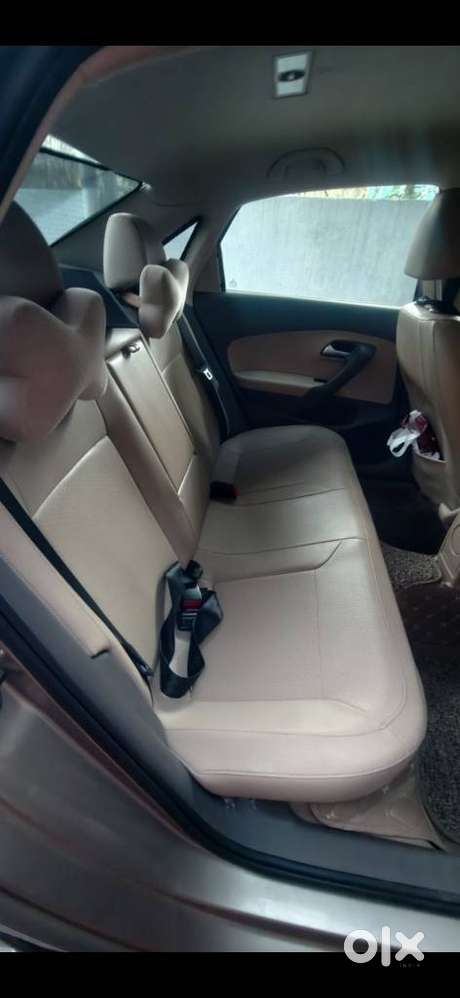 Volkswagen Vento [ ] 1.6 Highline Plus, 2017, Petrol