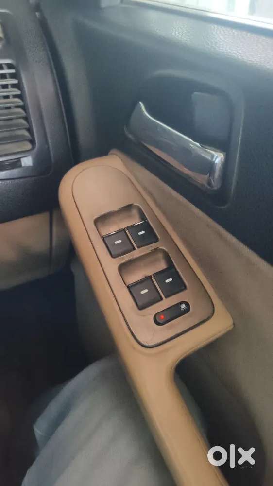 Power Window, Power Steering, New Seat Cover, New Battery.