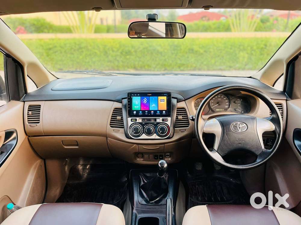 Toyota Innova 2.5 G (diesel) 8 Seater, 2016, Diesel