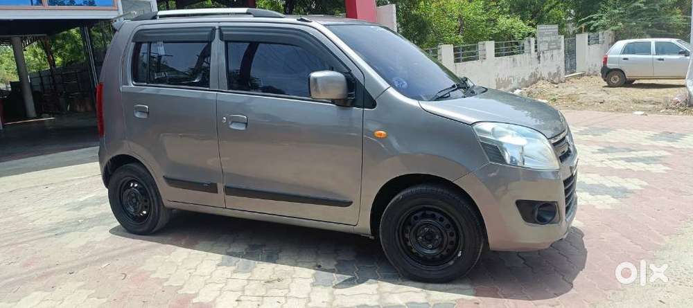 Maruti Suzuki Wagon R 1.0 Vxi (o), 2015, Petrol