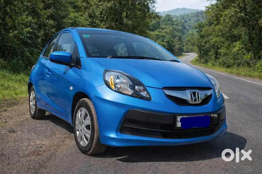 Well Maintained, Company Serviced, Less Run, No Scratch Honda Brio