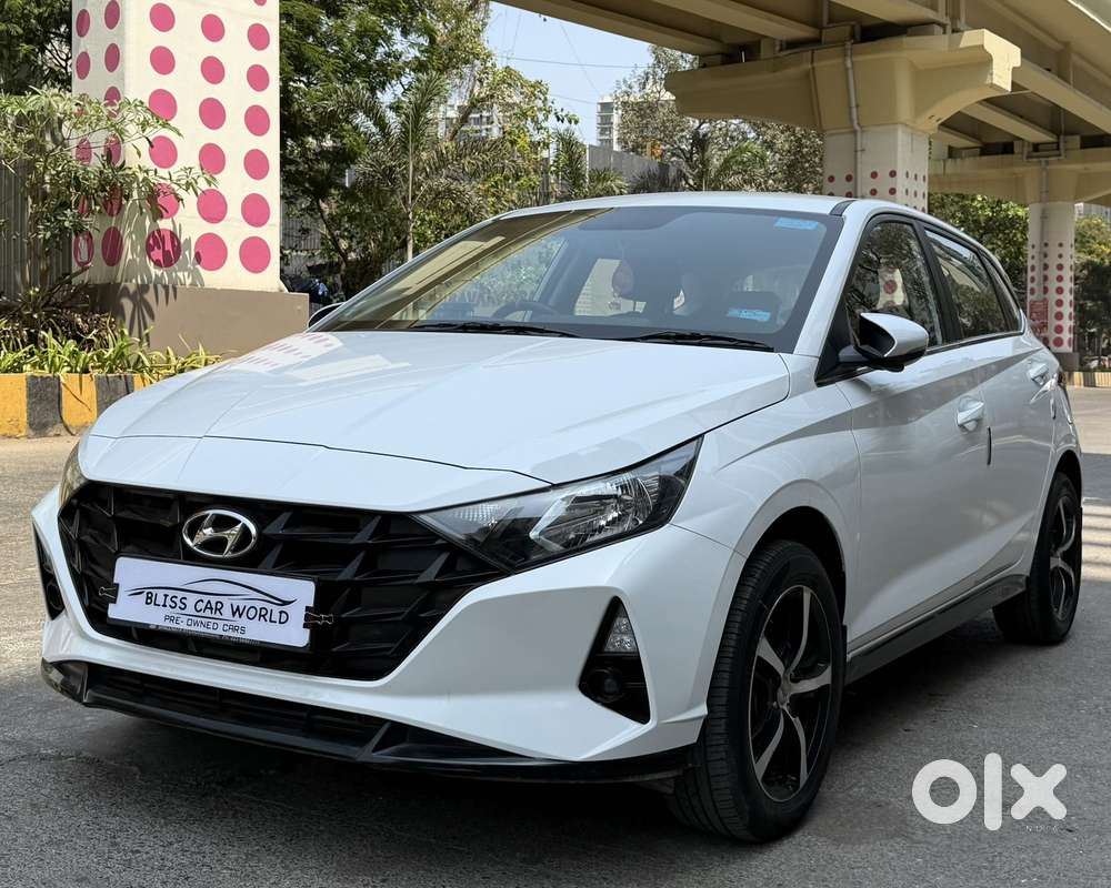 Hyundai I20 Sportz 1.2 Ivt, 2023, Petrol