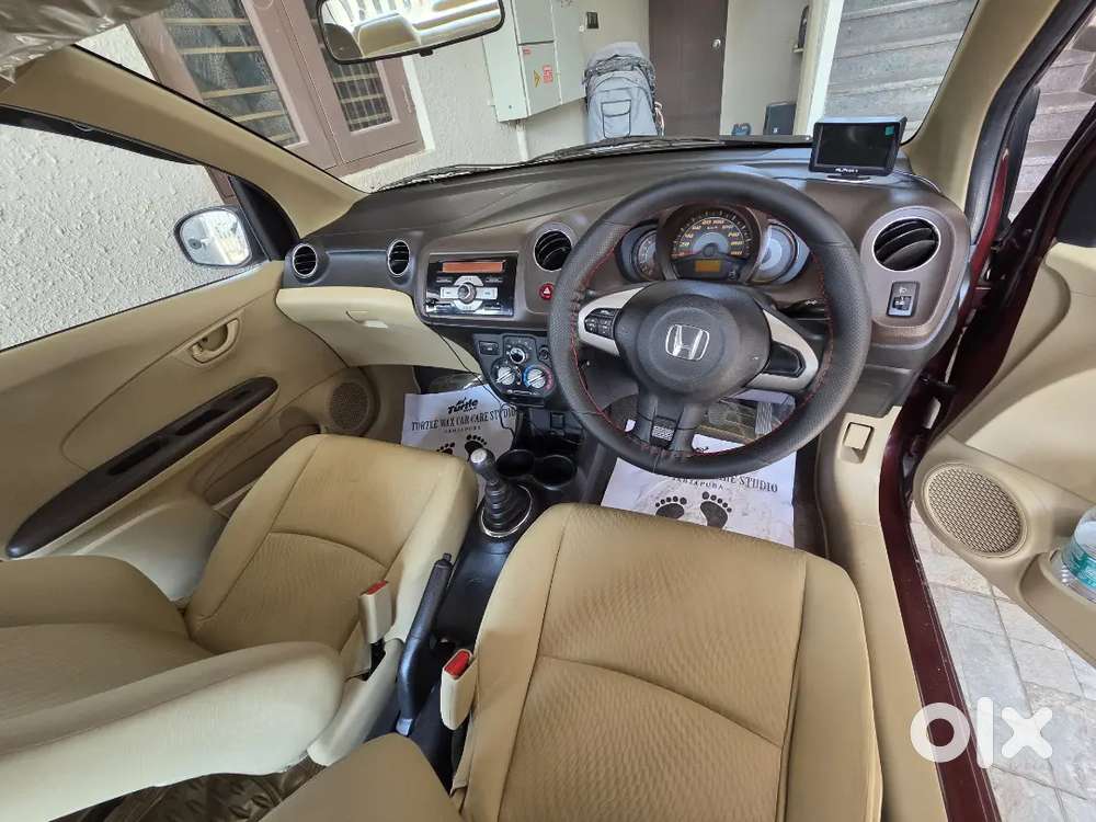 Amaze Diesel 30k Kms Driven With Service History.