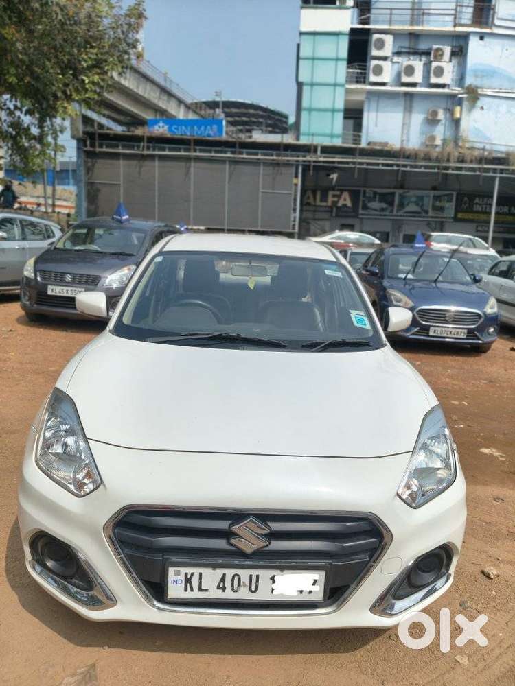 Maruti Suzuki Dzire 1.2 Vxi, 2022, Petrol