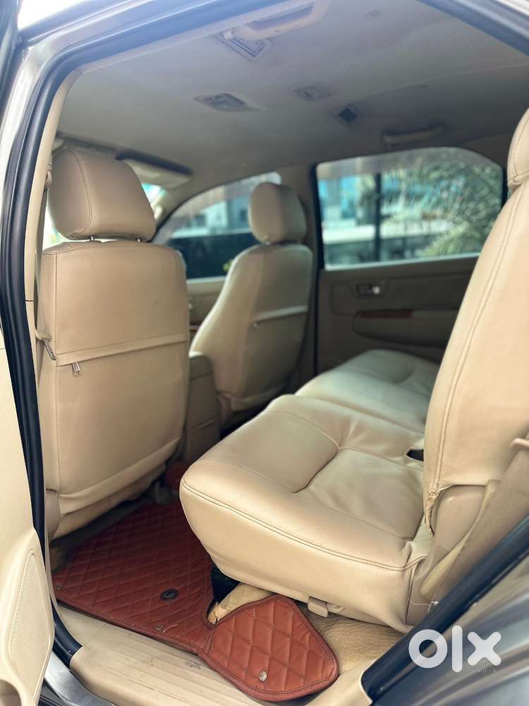 Toyota Fortuner Diesel 2012