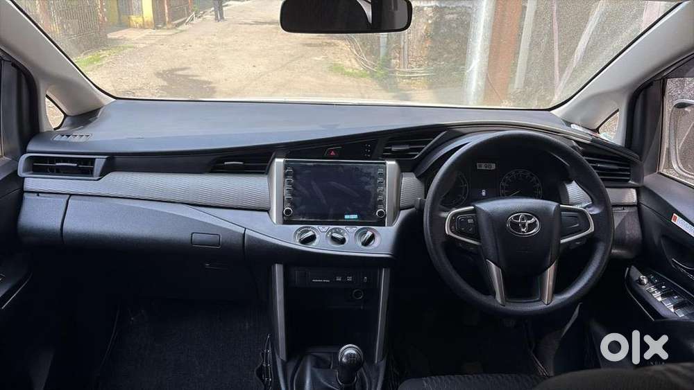 Toyota Innova Crysta 2022 Diesel Well Maintained