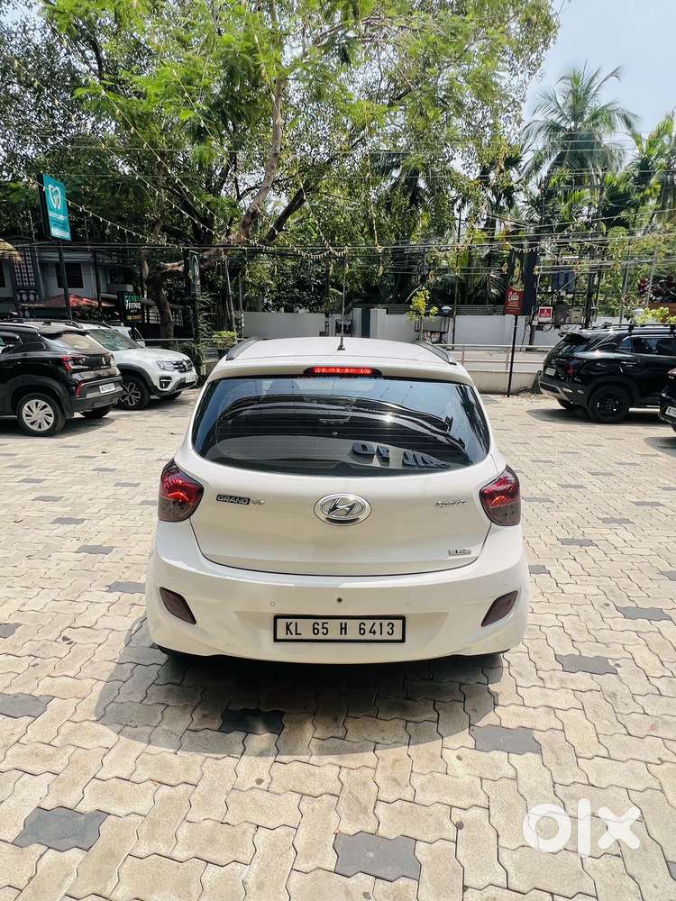 Hyundai Grand I10 Sportz O 1.2, 2016, Petrol