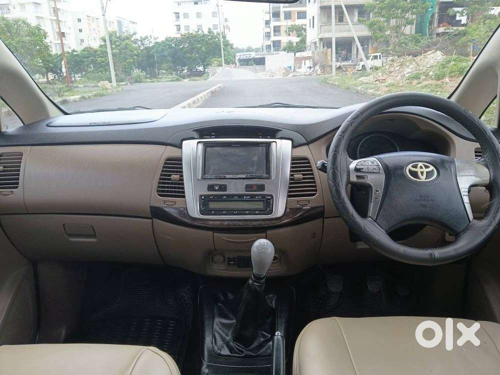 Toyota Innova 2.5 Z Diesel 7 Seater, 2015, Diesel